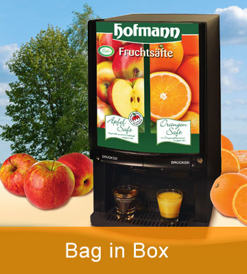Apfelsaft, Organgensaft, Multivitaminsaft in einer Box